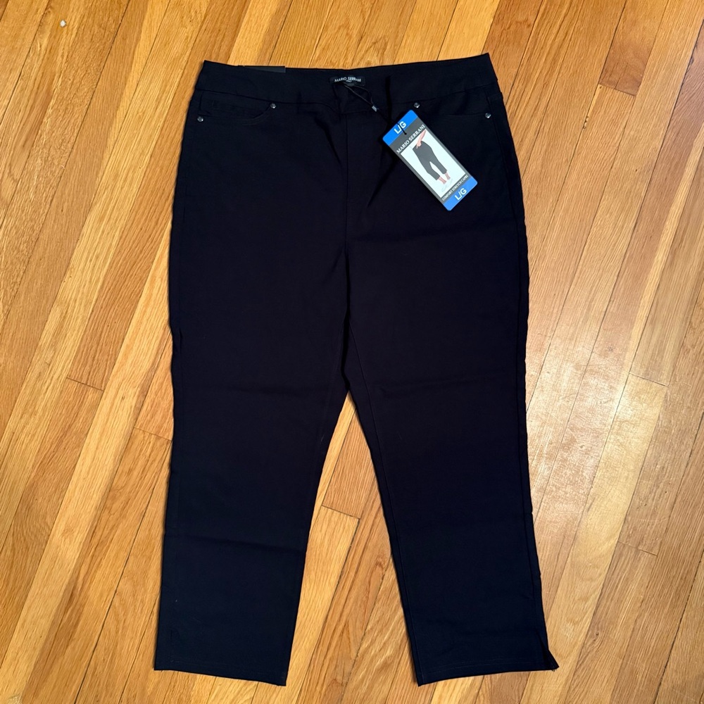 NWT Mario Serrano black pull on capris size L